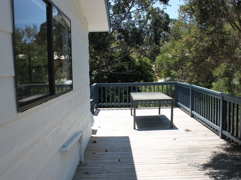 16 Overlook Drive, Inverloch VIC 3996