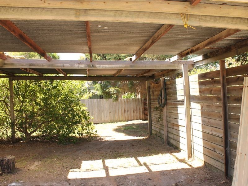 41 Bayview Avenue, Inverloch VIC 3996