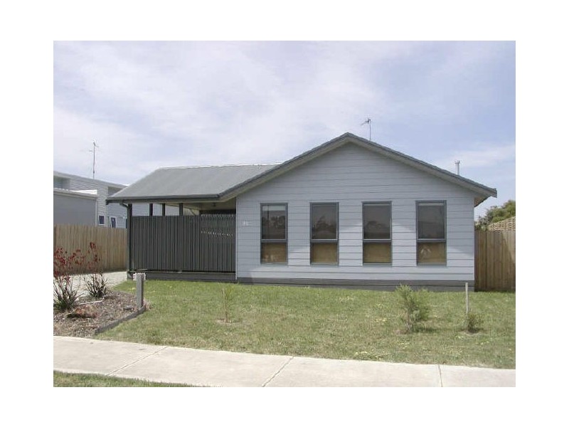 25 Outrigger Drive, Inverloch VIC 3996