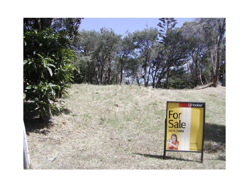 70 Lohr Avenue, Inverloch VIC 3996