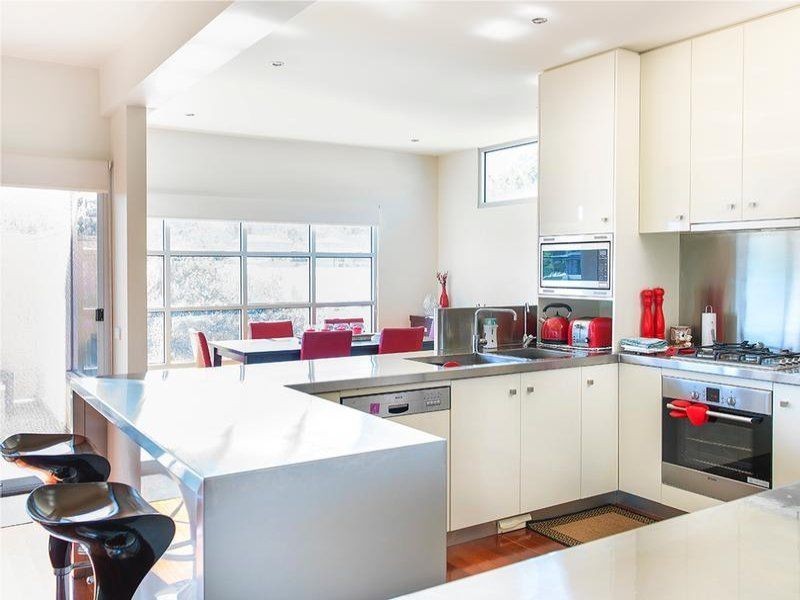 2C Grandview Grove, Inverloch VIC 3996
