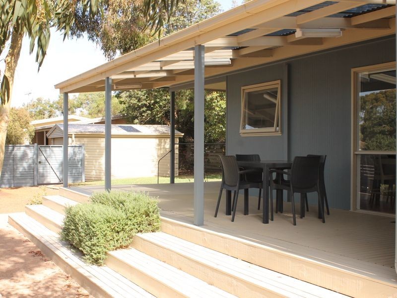 8 John Street, Inverloch VIC 3996