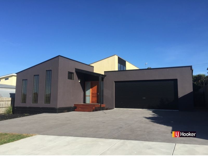 12 Beachcomber Drive, Inverloch VIC 3996