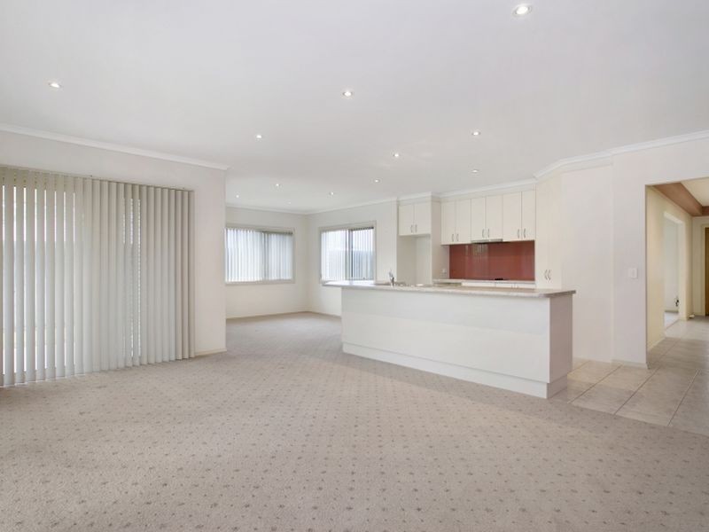 10 Paperbark Place, Inverloch VIC 3996