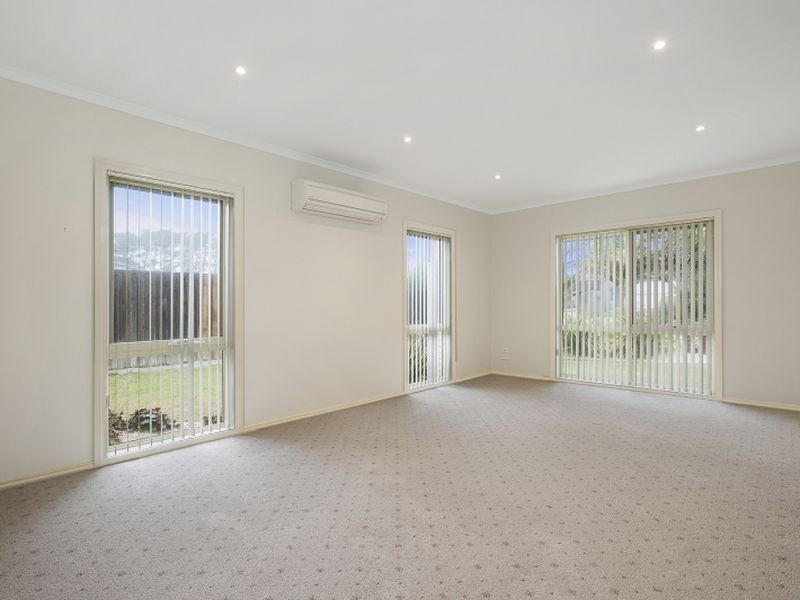 10 Paperbark Place, Inverloch VIC 3996