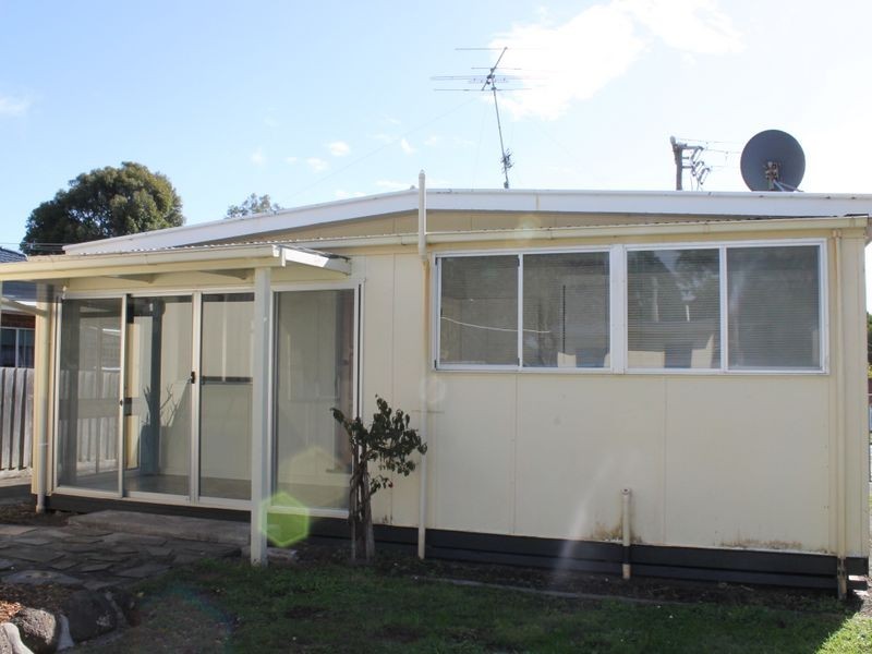 3 Stewart Avenue, Inverloch VIC 3996