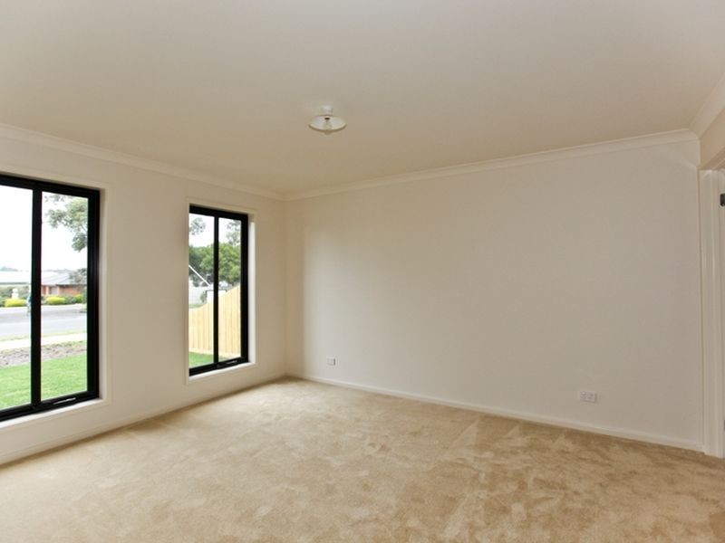 45 Ullathornes Road, Inverloch VIC 3996