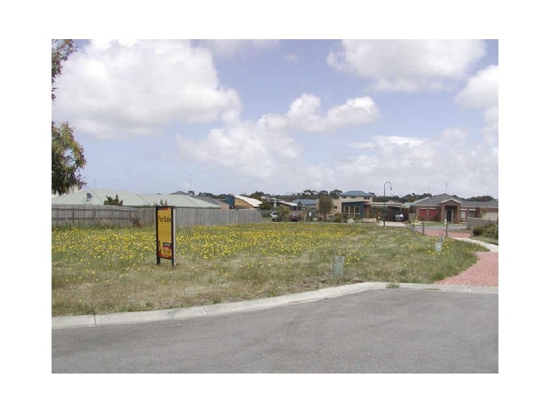 9 Couta Court, Inverloch VIC 3996