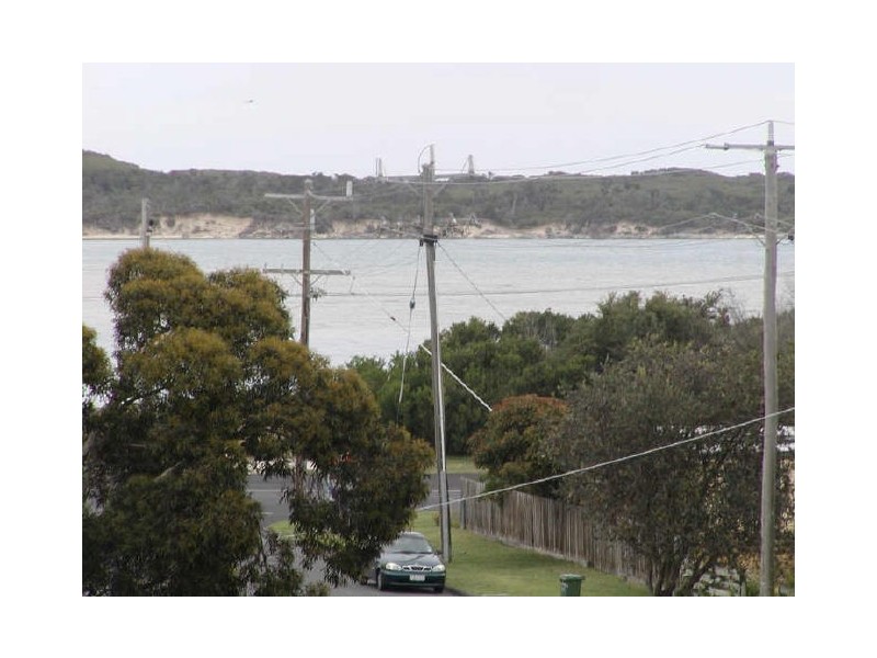 12 Cuttriss Street, Inverloch VIC 3996