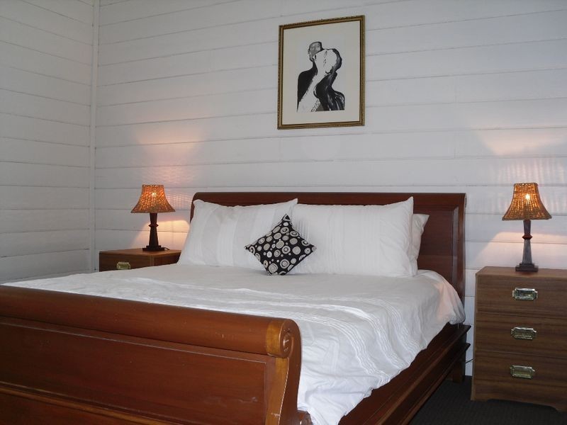 2 Wilson Avenue, Inverloch VIC 3996