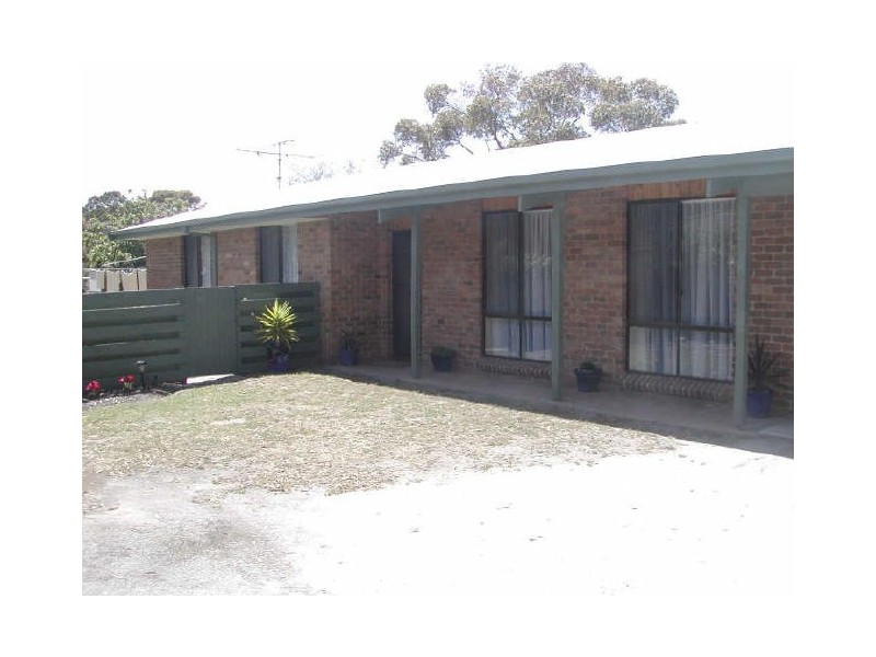 28 Powlett Street, Inverloch VIC 3996