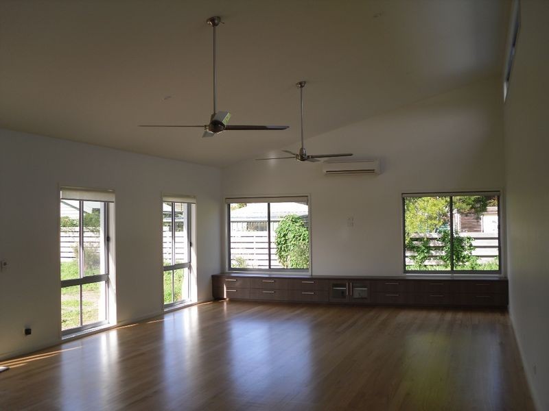 27 Paperbark Place, Inverloch VIC 3996