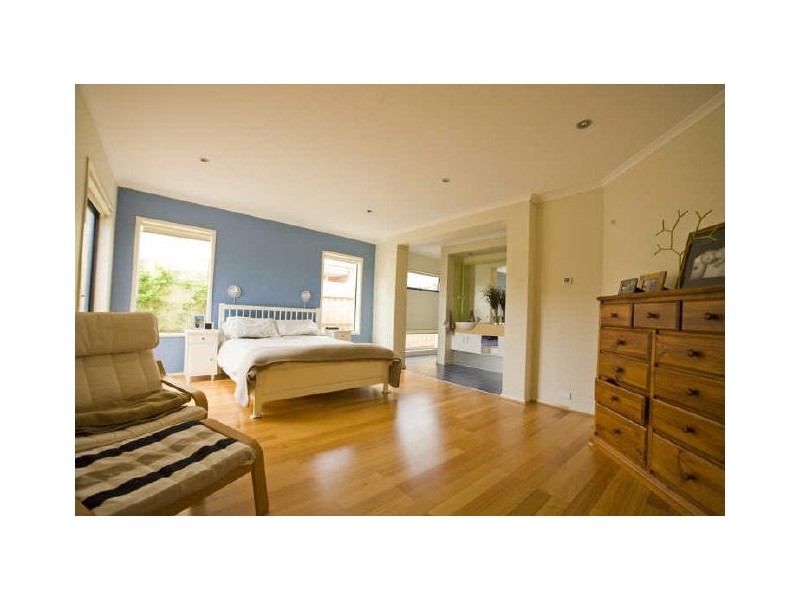 71 Woodland Heath Drive, Inverloch VIC 3996