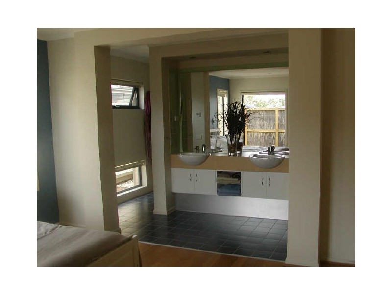 71 Woodland Heath Drive, Inverloch VIC 3996