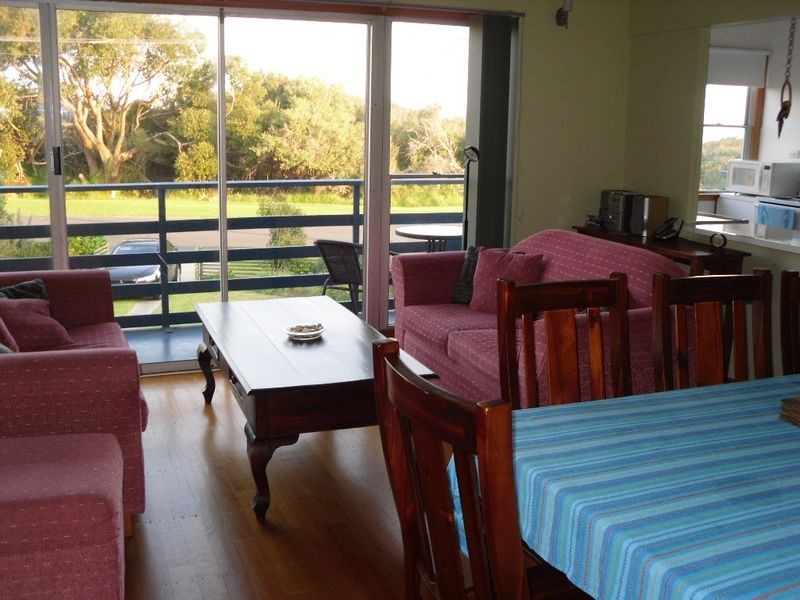 69 The Esplanade, Inverloch VIC 3996