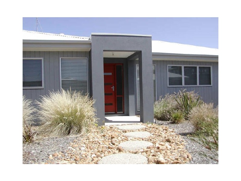 54 Tamara Crescent, Inverloch VIC 3996