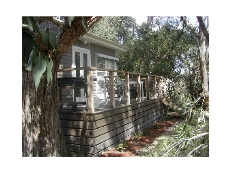 16 Tower Street, Inverloch VIC 3996
