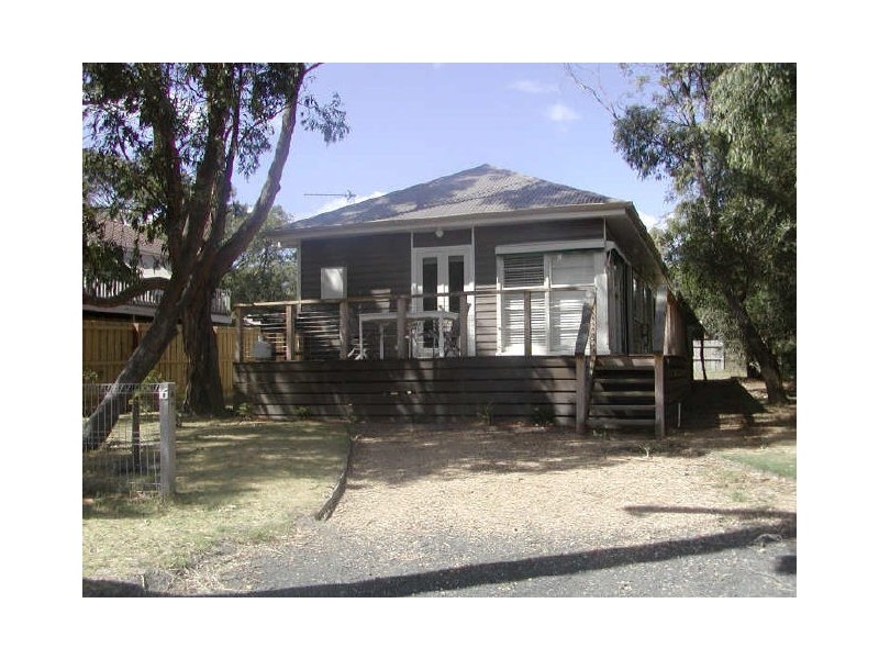 16 Tower Street, Inverloch VIC 3996