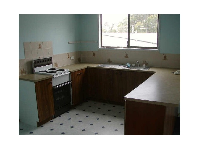 11 Hamilton Street, Inverloch VIC 3996