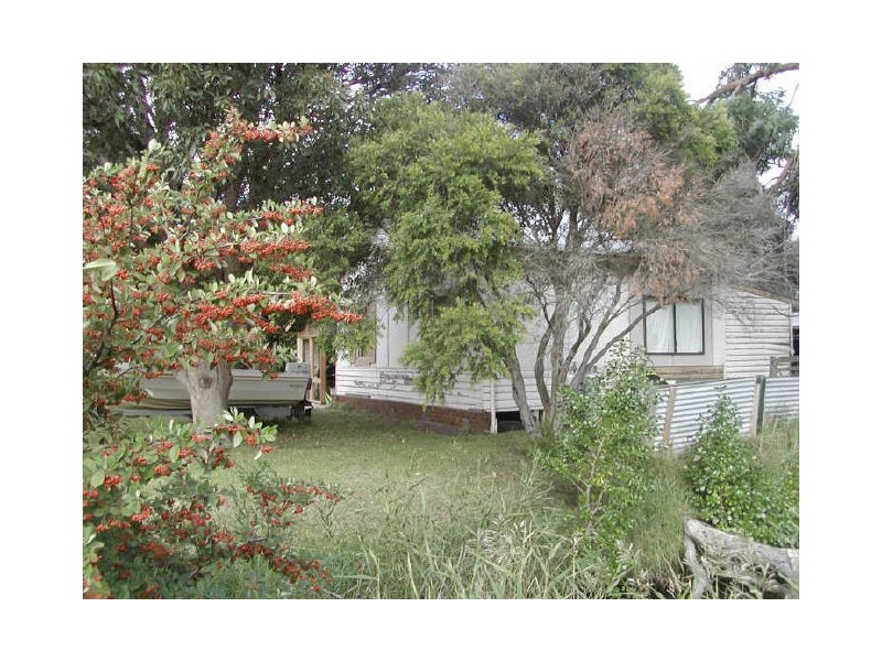 28 Lohr Avenue, Inverloch VIC 3996