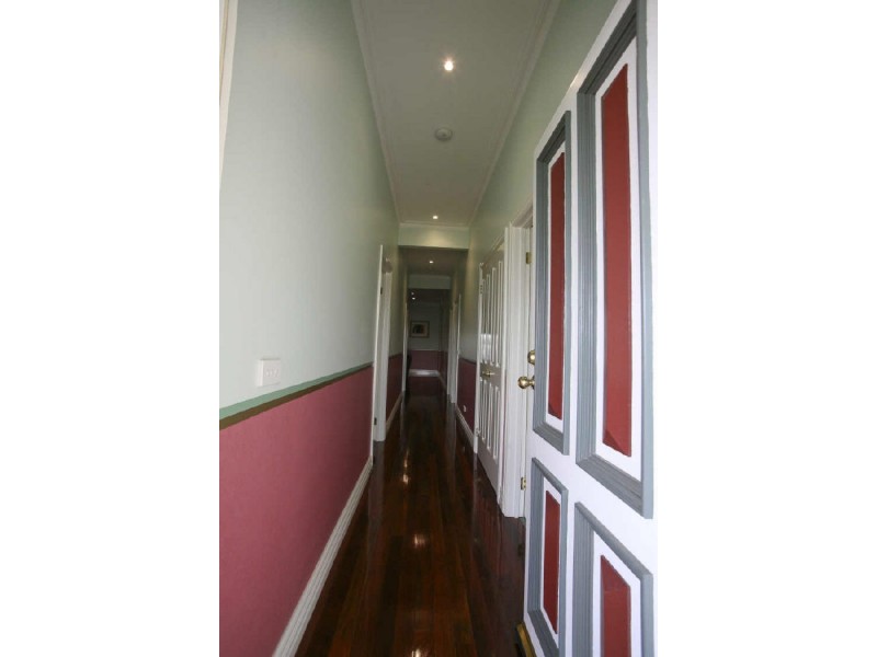 5 Hobsons Place, Inverloch VIC 3996