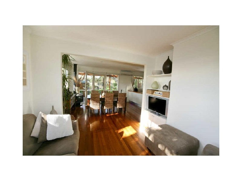 82 Pier Road, Inverloch VIC 3996