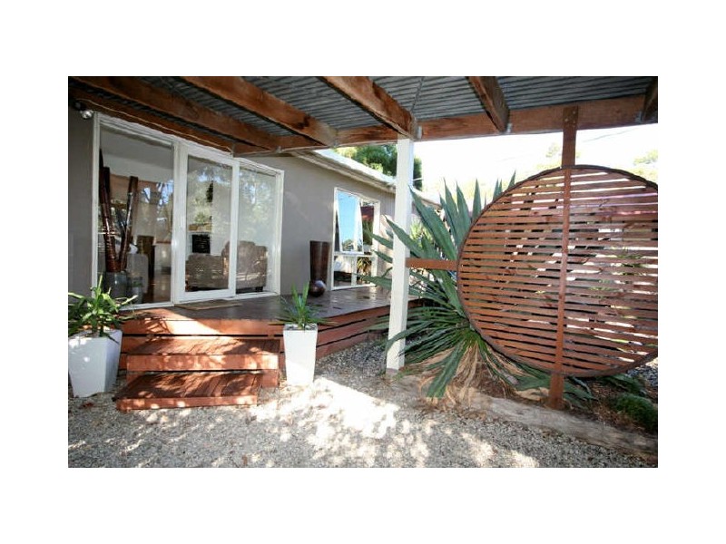 82 Pier Road, Inverloch VIC 3996