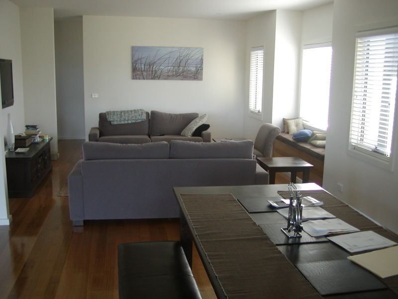 14 Sandymount Avenue, Inverloch VIC 3996