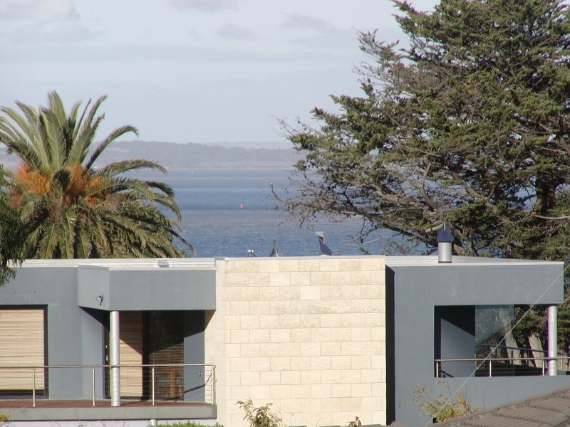 14 Sandymount Avenue, Inverloch VIC 3996