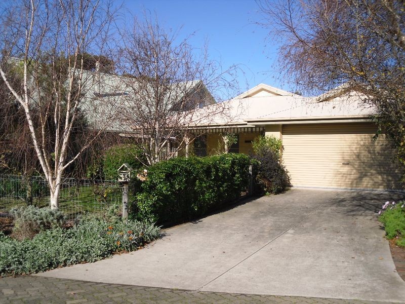 2 Streeton Court, Inverloch VIC 3996