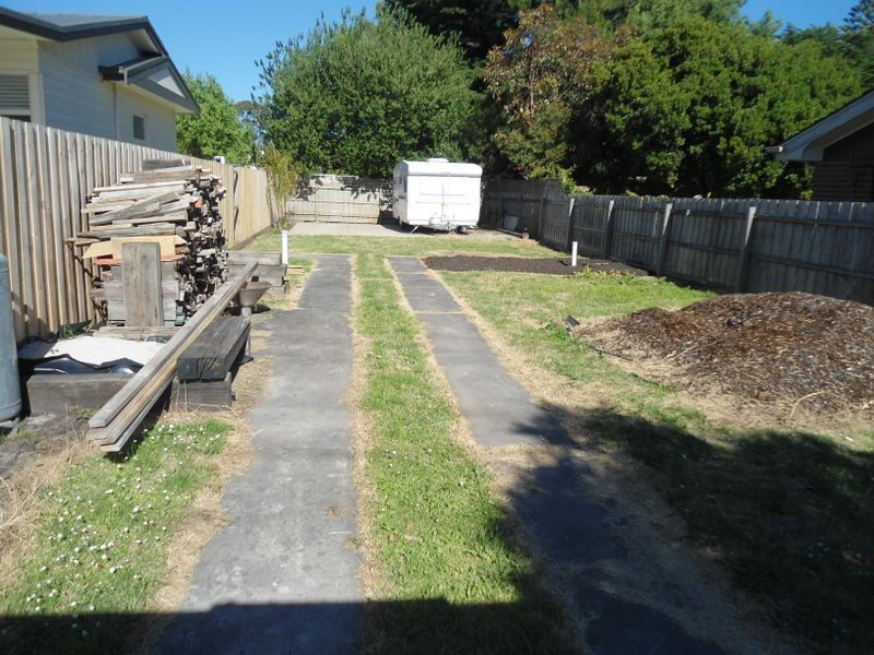 26a Sandymount Avenue, Inverloch VIC 3996