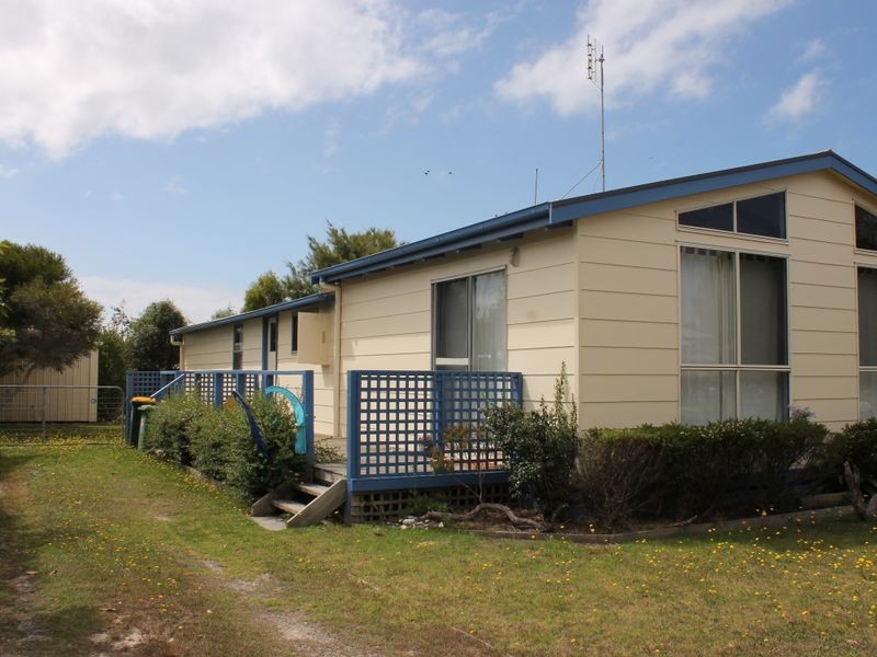24 Tamara Crescent, Inverloch VIC 3996
