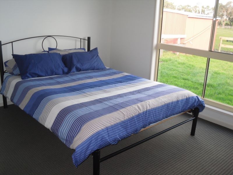 735 Lynnes Road, Wattle Bank VIC 3995