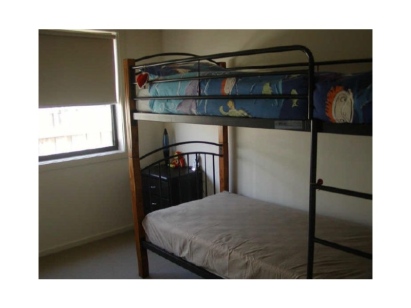 8 Endeavour Place, Inverloch VIC 3996