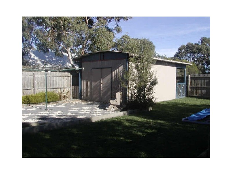 13 Tamara Crescent, Inverloch VIC 3996