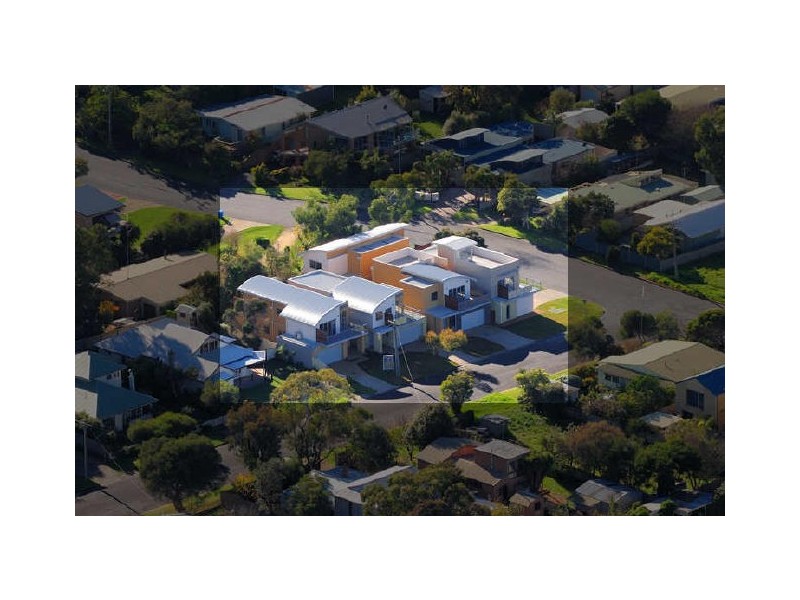 Unit 2/29-31 High Street, Inverloch VIC 3996