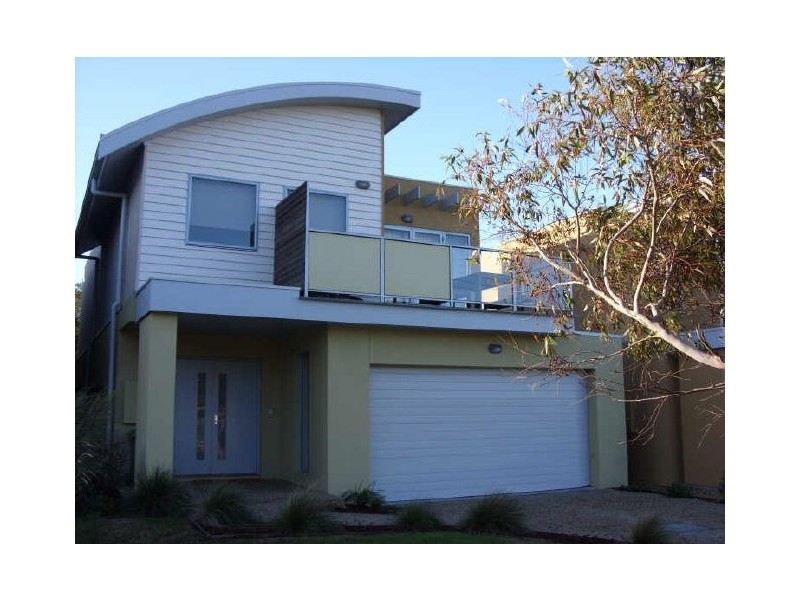 Unit 2/29-31 High Street, Inverloch VIC 3996
