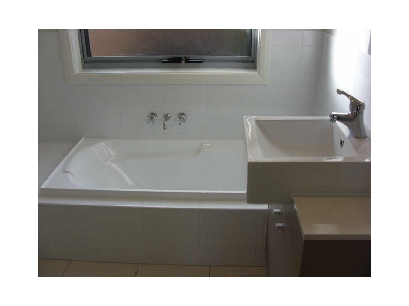 Unit 2/29-31 High Street, Inverloch VIC 3996