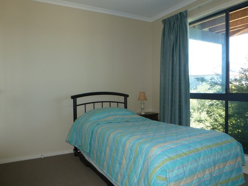 28 Beachcomber Drive, Inverloch VIC 3996