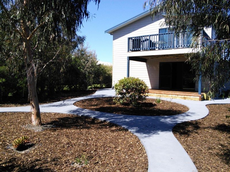 28 Beachcomber Drive, Inverloch VIC 3996