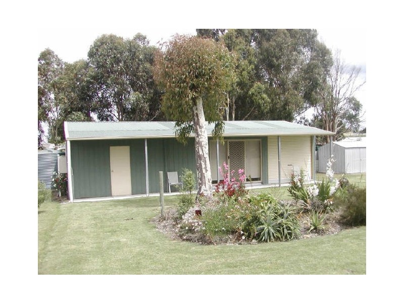 21A Powlett Street, Inverloch VIC 3996