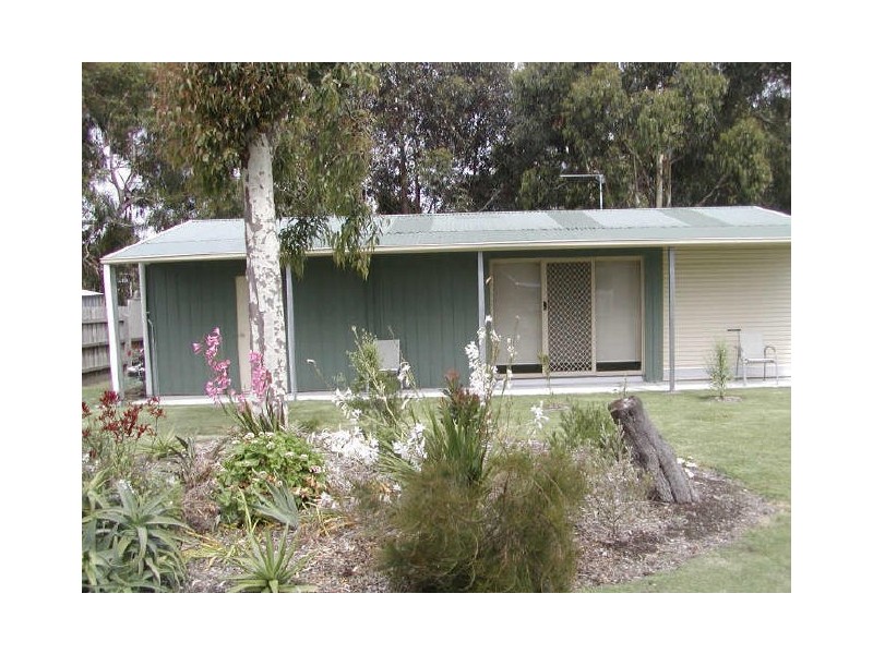 21A Powlett Street, Inverloch VIC 3996