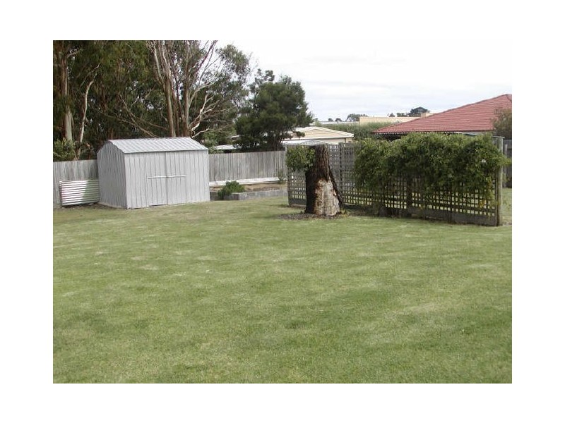 21A Powlett Street, Inverloch VIC 3996