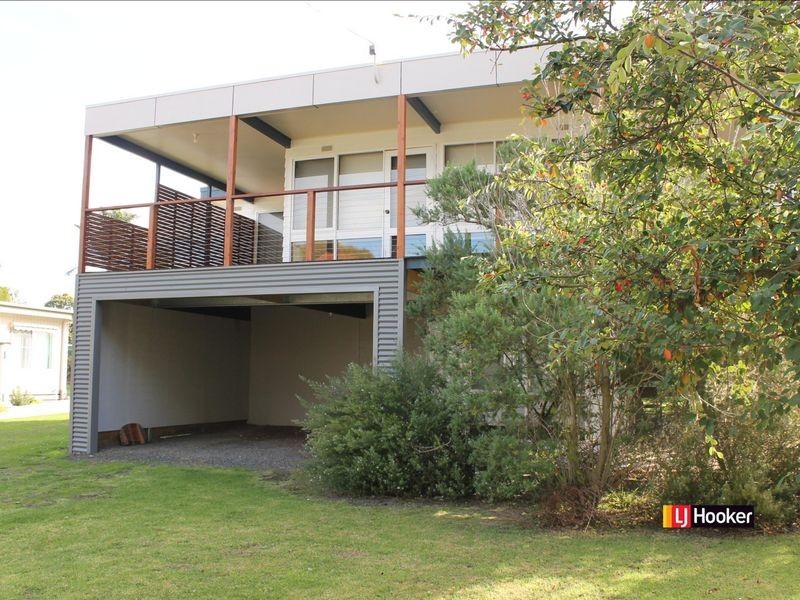 21 Anderson Avenue, Inverloch VIC 3996