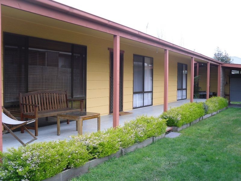 68 Tamara Crescent, Inverloch VIC 3996