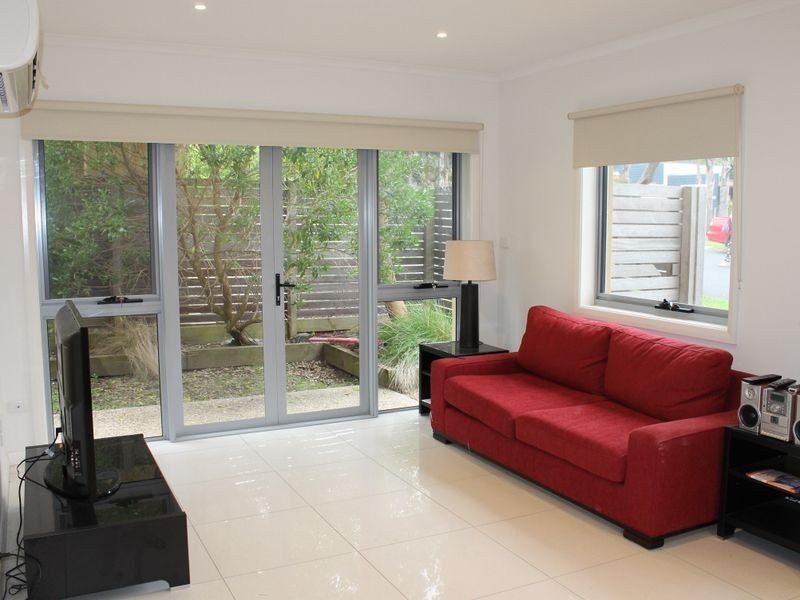 5B Pier Rd, Inverloch VIC 3996