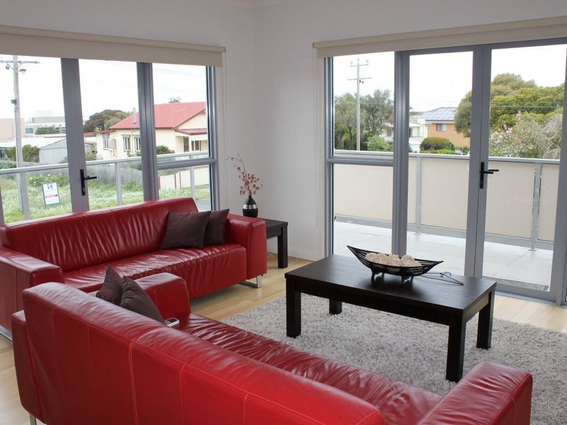 5B Pier Rd, Inverloch VIC 3996