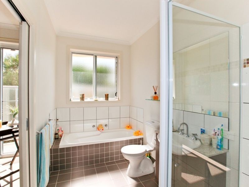 4/14-16 Hopetoun Street, Inverloch VIC 3996