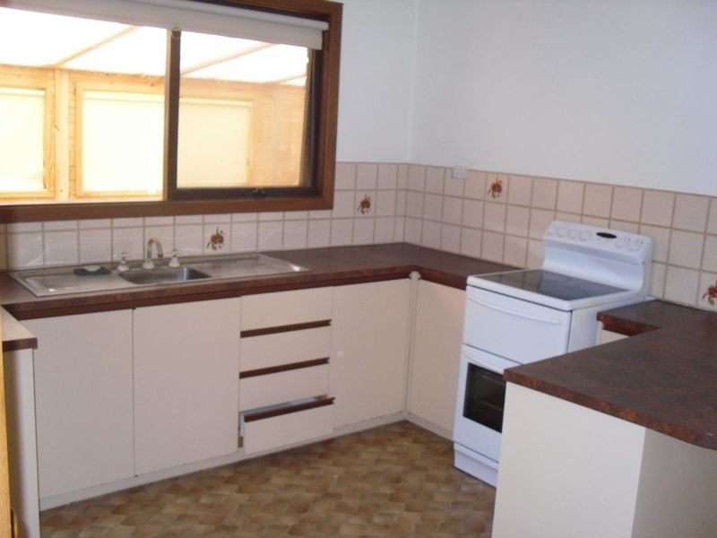 13 John Street, Inverloch VIC 3996