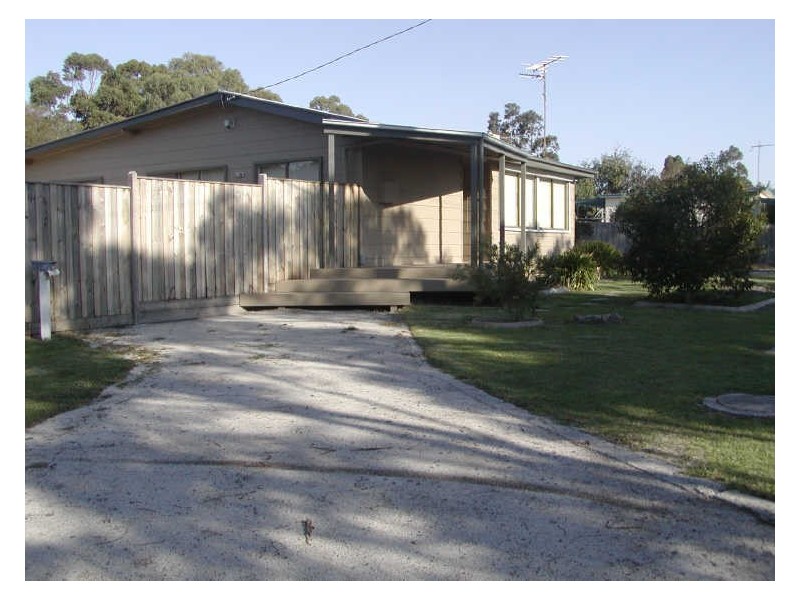76 Williams Street, Inverloch VIC 3996